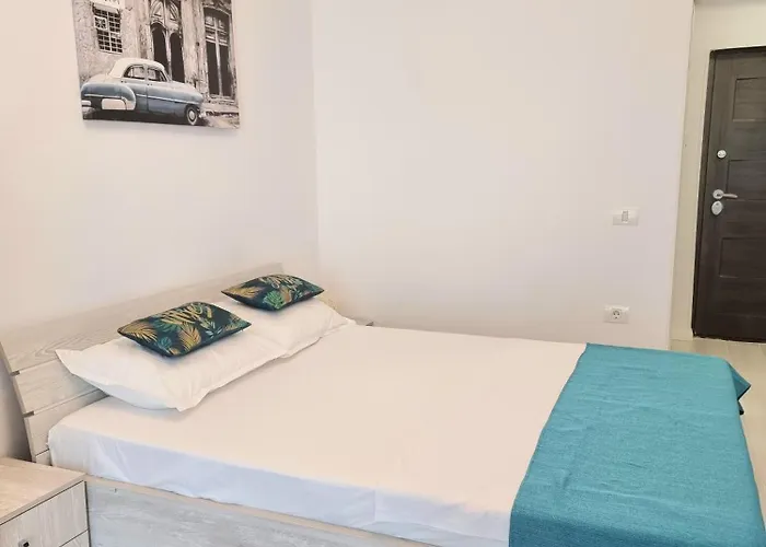 Tropical Studio- Endless Summer Apartment Navodari