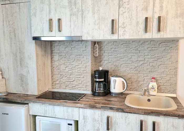 Apartment Tropical Studio- Endless Summer