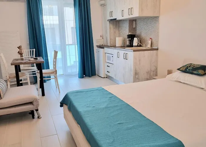 Apartment Tropical Studio- Endless Summer *